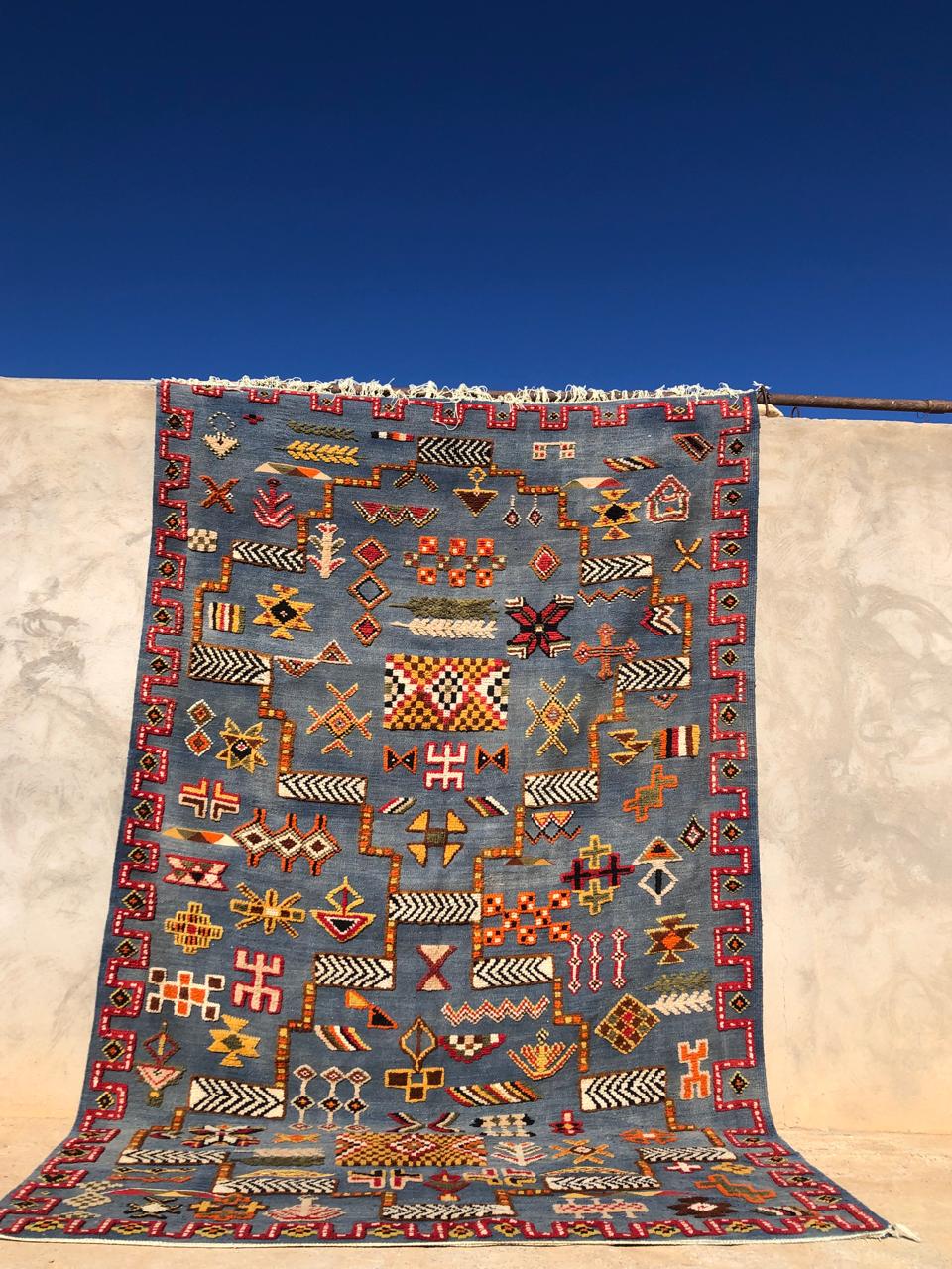 Tapis berbère - Kilim de Taznakht 3.10m x 1.97m Bientôt/Soon