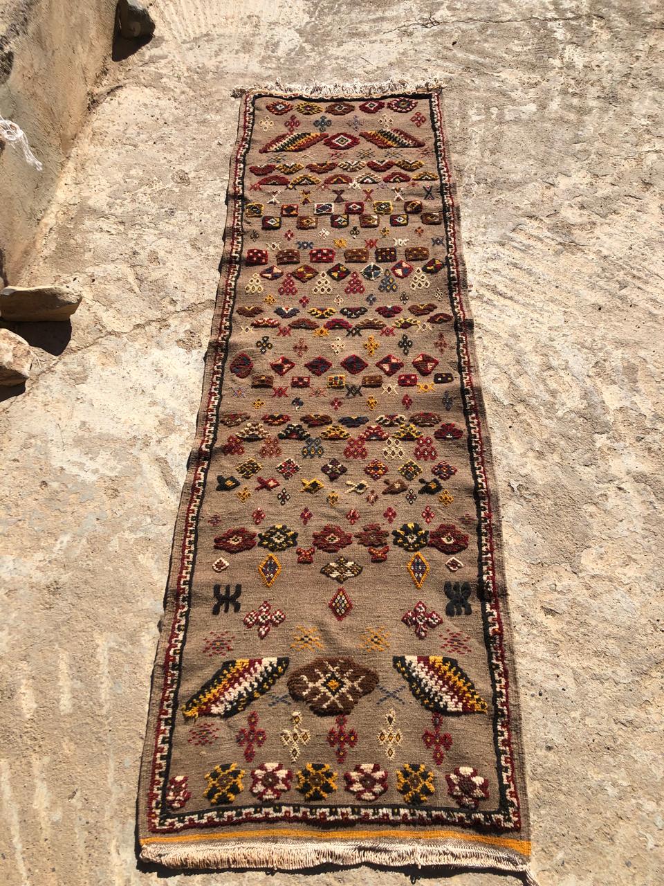 Tapis berbère - Kilim de Taznakht 2.50m x 0.80m Bientôt/Soon