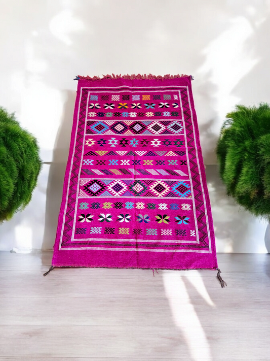 Tapis berbère - Kilim de Taznakht velours 1.52m x 0.99m VENDU